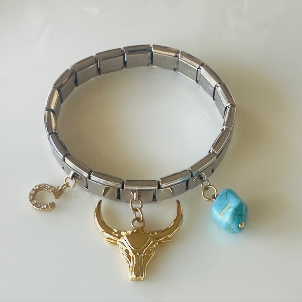 Stylish Stainless Steel Bull Charm Bracelet